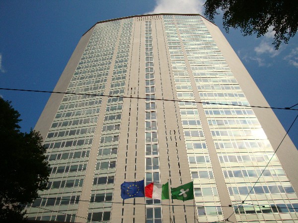 120609pirellone